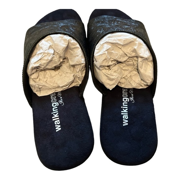 Walking Cradles Black Tooled Cath Leather Sandal - Women - Picture 8 of 13